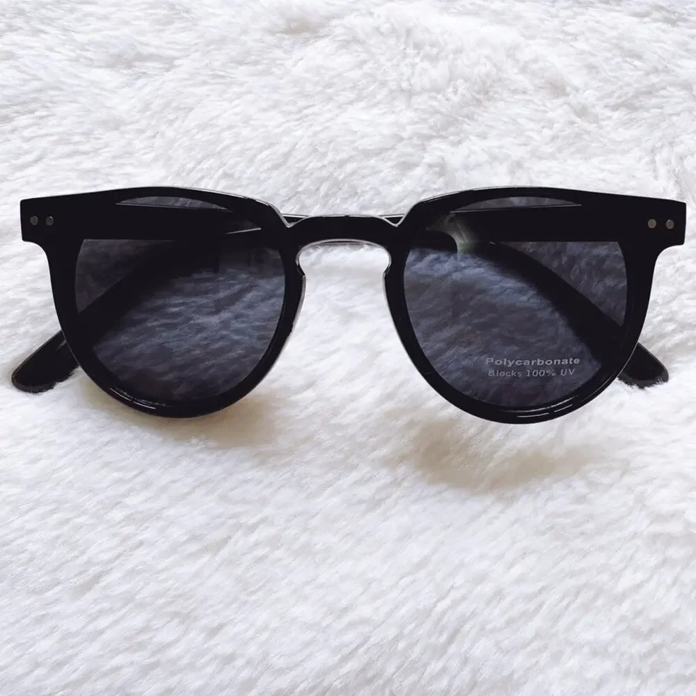 Paige Black Round Sunglasses